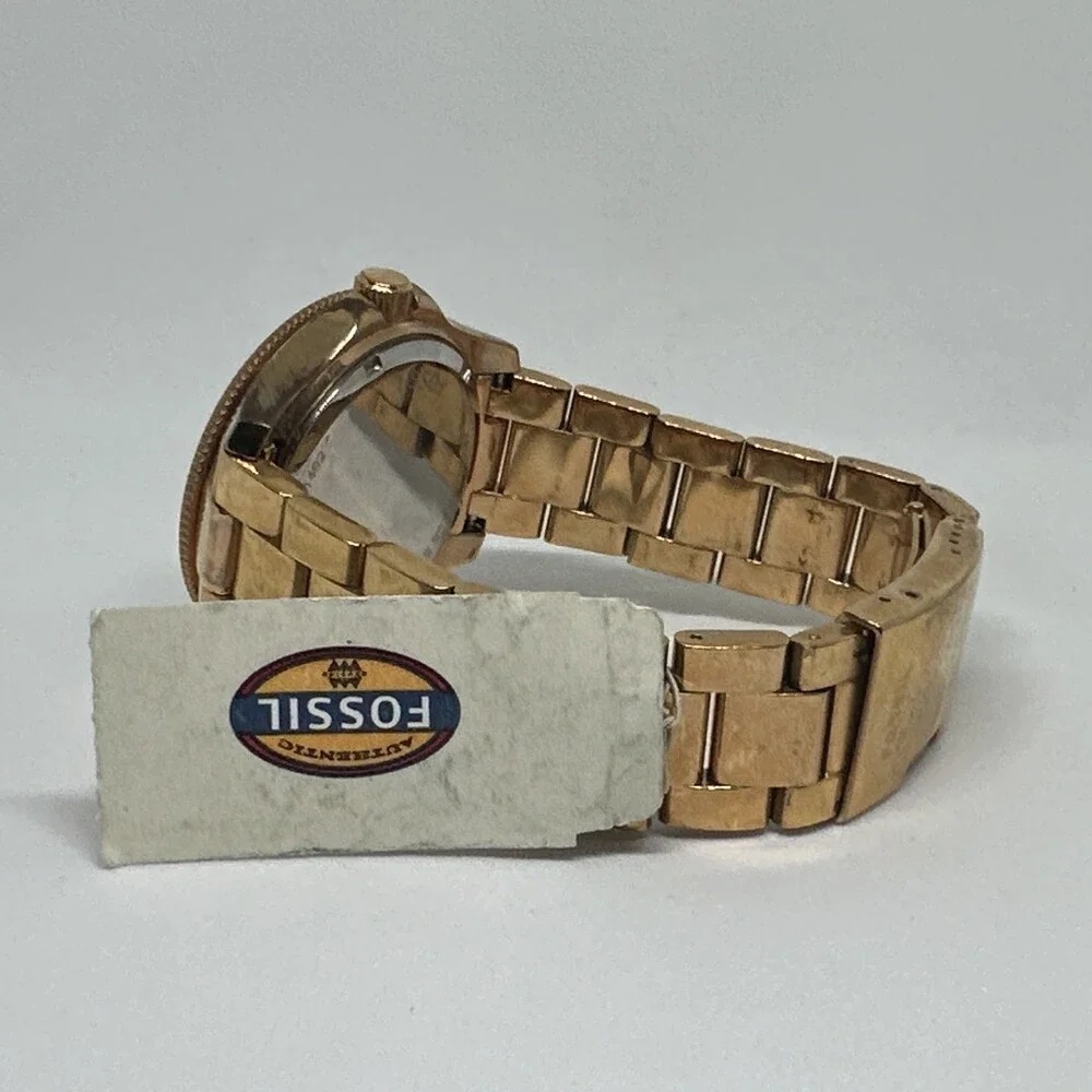 Fossil Cecile AM4540 Womens Gold Stainless Steel Quartz Chronograph Watch HME577